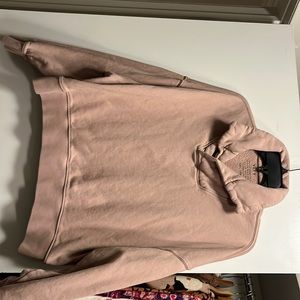 Cool dusty pink sweatshirt